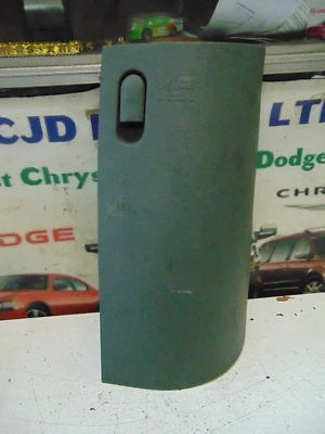 Chrysler Grand Voyager Джек крышка панель задняя отделкой - Изображение 1 из 3