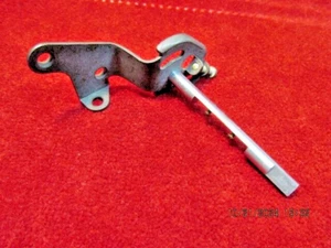 1941-1948 CHEVROLET MASTER DELUXE CARTER W1, W-1 CARBURETOR THROTTLE SHAFT LEVER - Picture 1 of 14
