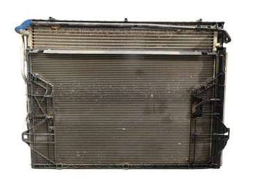 11-17 Volkswagen VW Touareg воздуха охлаждения радиатор в сборе 7P0121253A оригинальный - Изображение 1 из 4