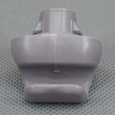 Clip de soporte para visera de sol 96409BC402 96409EA00A apto para Nissan Qashqai Almera Juke Foto 1 de 4