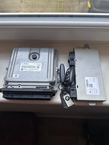 BMW 5 SERIES F10 F11 535D 3.5D ENGINE ECU DDE OEM 8518633 + 2 Keys + CAS4 - Picture 1 of 5