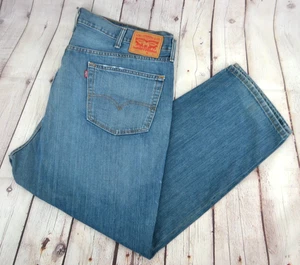 Pantalones de mezclilla para hombre LEVI'S 559 calce relajado pierna recta TALLA 44/30 lavado medio - Imagen 1 de 7