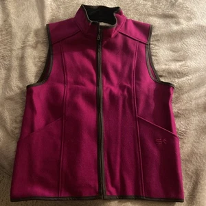 Women's Stormy Kromer Wool Vest Size Large Magenta Made In USA Pockets Full Zip - Picture 1 of 9