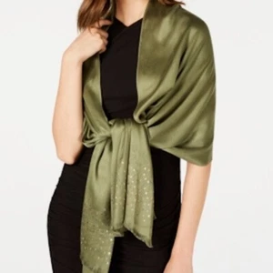 Sciarpa rettangolare INC donna pashmina verde oliva tricolore dettaglio borchie fregata - Foto 1 di 7