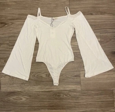 Nuevo con etiquetas 7 for all Mankind Crema Manga Acampanada Hombro Abierto Talla XS Tanga Body Foto 1 de 4