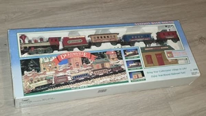 Nuovo Bright Dickensville Natale 5 auto treno set n. 171L 1994 - Foto 1 di 4