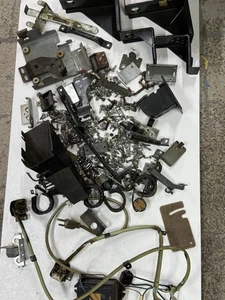 This lot of Rockola screws & bolts from a 445 model all mixed sizes+ brackets - Picture 1 of 9