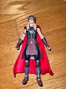 Marvel Legends Series Thor: Love and Thunder Mighty Thor Action Figure - Bild 1 von 1