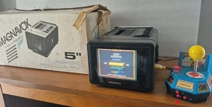 Vintage Magnavox CJ3922 Perfect View 5” Color Tv Retro Gaming - Picture 1 of 9