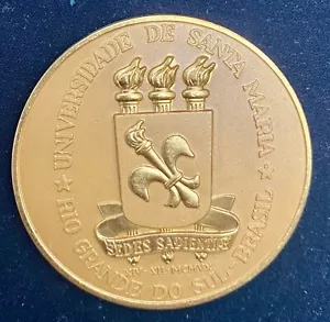 SCHÖNE VERGOLDETE BRONZE MEDAILLE, UNIVERSIDADE DE SANTA MARIA, RS-BRASILIEN, 50mm 1951 - Bild 1 von 2
