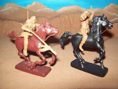 Colección encontrar! Dos apaches y caballos montados en diferentes guerras del suroeste de las Indias Foto 1 de 2