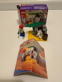 LEGO Pirates: 6232 Skeleton Crew 100% Complete with Instructions & Box