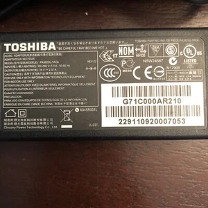 Genuine Toshiba Satellite Laptop Adapter Charger & Power Cord 45W PA3822U-1ACA - Picture 1 of 3
