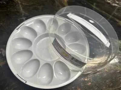 Переноски для свежих дьявольских яиц с крышками Sure, 10,375x3,5 дюйма Прозрачный верхний белый лоток - Изображение 1 из 4