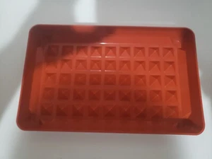 Tupperware Hotdog Bacon Lunchmeat Marinade Keeper #1292 #1293 Vintage Paprika - Picture 1 of 5