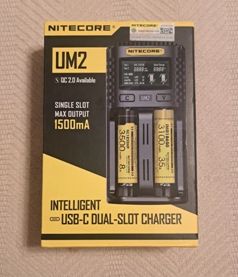 Carregador NiteCore modelo UM-2 - Imagem 1 de 4