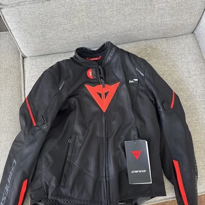 Chaqueta inteligente Dainese LS Dair System para hombre negra fluo-roja talla 52 Foto 1 de 4