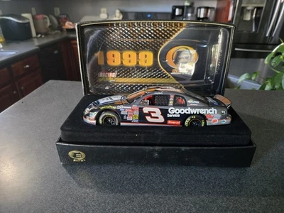 Dale Earnhardt #3 GM GW Plus/Sign Last Lap of the Century 1999 Elite 1 of 8500 - Image 1 of 4