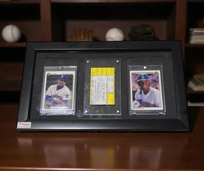 Triple Threat Ken Griffy SR & JR Deck Superior + Ingresso em Estojos Fanáticos com Moldura - Imagem 1 de 4