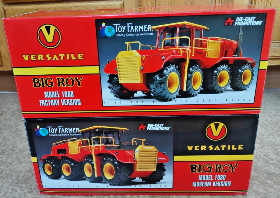 1/32 Versatile Big Roy Model 1080 4wd Tractor, Factory Version &  Museum Version - Image 1 of 4