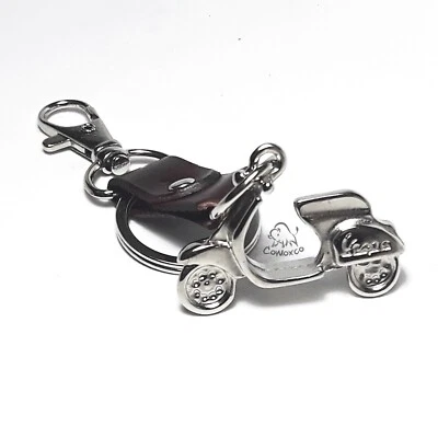 Dije Scooter Vespa Tono Plata 3D con Llavero Cuero Genuino, Regalo Motociclista Foto 1 de 4