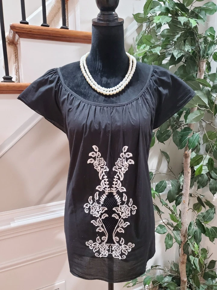 John Paul Richard Embroidered Black 100% Cotton Short Sleeve Top Blouse Size XL - Image 1 of 4