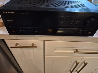Pioneer SX-205 - Vintage 2 Channel AM FM Stereo Receiver System W/ Phono Input - Image 1 of 4