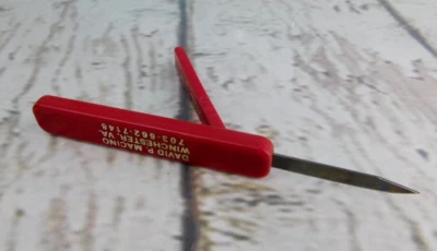 Cuchillo de Bolsillo AP Silenciadores y Tubos" Mango Deslizante Estilo Christy Winchester Virginia Foto 1 de 4