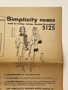 Vintage Simplicity Pattern 5125 Womens Skirt Size 27” And Scarf/Hood Scarf EUC - Picture 1 of 2