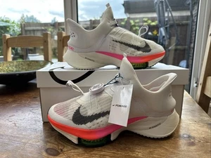 Rare Nike Air Zoom Tempo Next% Flyease "Rawdacious" Coral taglia UK 11 Tokyo SE - Foto 1 di 24