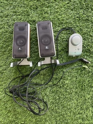 Logitech S-0085A Z3 Desktop-Lautsprecher mit Holzmaserung und Kabelfernbedienung L/R GEBRAUCHT - Bild 1 von 4