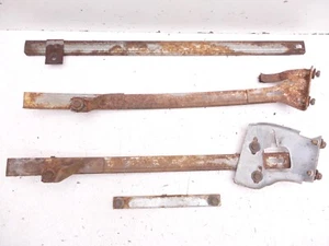 70-81 Camaro Firebird Trans Am Driver Left Side Window Tracks Guides Track - Picture 1 of 14