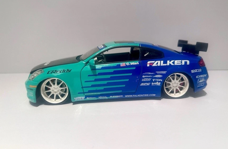Jada 2003 Infiniti G35 cupé opción D Falken coche diecast escala 1:24 LEER DESCRIPCIÓN Foto 1 de 4