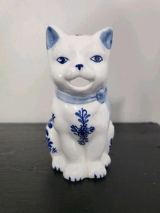 Vintage Delft Blue & White Floral Cat Pitcher Creamer - Picture 1 of 7