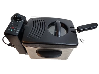 Cook's Essentials 2.5 qt Deep Fryer Stainless Steel Model CEDF170 - Image 1 of 4