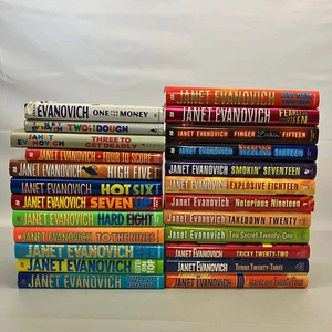 Janet Evanovich Stephanie Plum Series Books 1-24 Lot HCDJ Mystery Thriller Crime - Picture 1 of 7