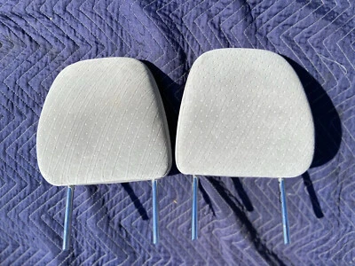 2017 2018 2019 2020 Toyota Sienna In Grey Cloth Rear Seats Headrest 2016 - Изображение 1 из 4