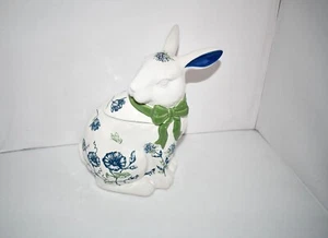 Southern Living Blue Floral Bunny Cookie Jar #ES25BUN004 NWT - Picture 1 of 7