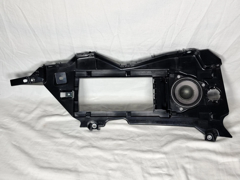 Porsche Cayman 718 981 painel de acabamento de compartimento direito com alto-falante 98155557600 - Imagem 1 de 4