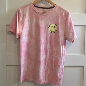 Art Class Pink Tie Dye Smiley Face Short Sleeve Crewneck Kids Tee Size XXL - Picture 1 of 4