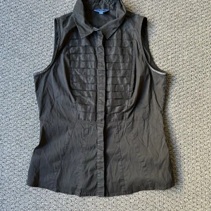 Cue Women’s Sleeveless Button Up Shirt Size 10 Black Textured Y2K - Bild 1 von 9