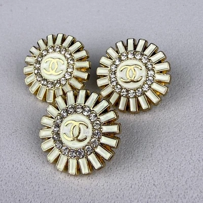 Chanel Flower Buttons White with Gold CC Logo & Stones 16mm 10pcs RARE! - Image 1 of 4