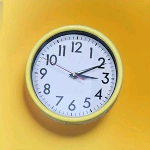 Vintage Yellow Clock Collectable Enjoy A Retro Vibe Time Piece - Picture 1 of 8