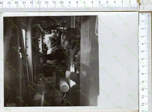 771-2)WW 2 -  FOTO AERONAUTICA -   AEREI -  mitragliere-i addetti armi - Picture 1 of 2