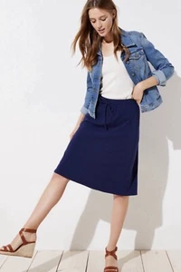 🆕🚺 $49 Loft Navy Blue A Line Skirt XS 2 4 Petite 22.5” Long 13” Waist Elastic - Picture 1 of 8