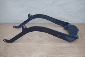 SOPORTE DE MONTAJE ENGANCHE GUARDABARROS TRASERO MOTO DESCONOCIDO PUEDE ADAPTARSE A HONDA HARLEY - Imagen 1 de 8