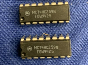 MC74HC259N MOT 74HC259P 74HC259N VINTAGE 16-Pin DIP Rare! LAST ONES COLLECTIBLE - Picture 1 of 1