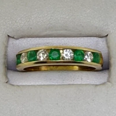 Emerald & Diamond Ring – 5 Emeralds, 4 Diamonds , 14k Gold- 3.27g TW - Image 1 of 4