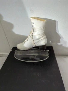 Raine Figure Eight Ice Skate Boot Vintage Collectible #I20 - Picture 1 of 3