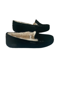 Women's UGG Black Ansley Slippers- size 11-#1106878W